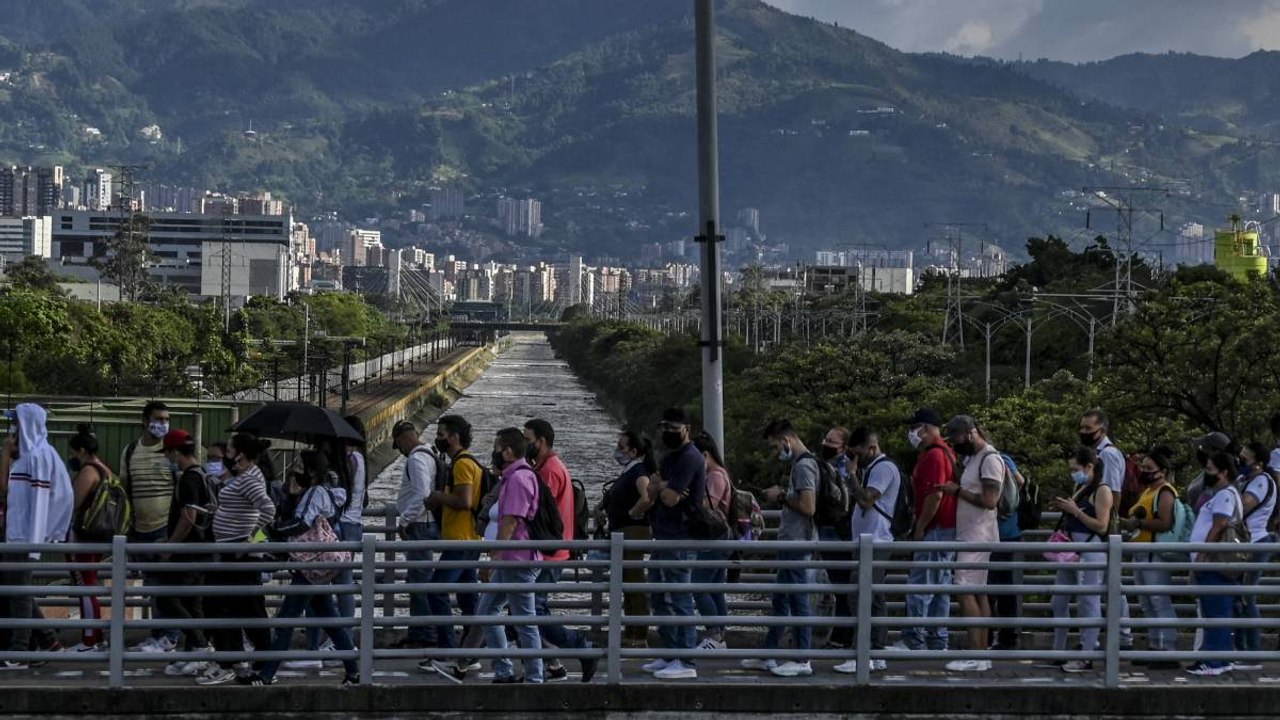Consecuencias de posibles contagios en Semana Santa se conocerán en dos semanas: Minsalud