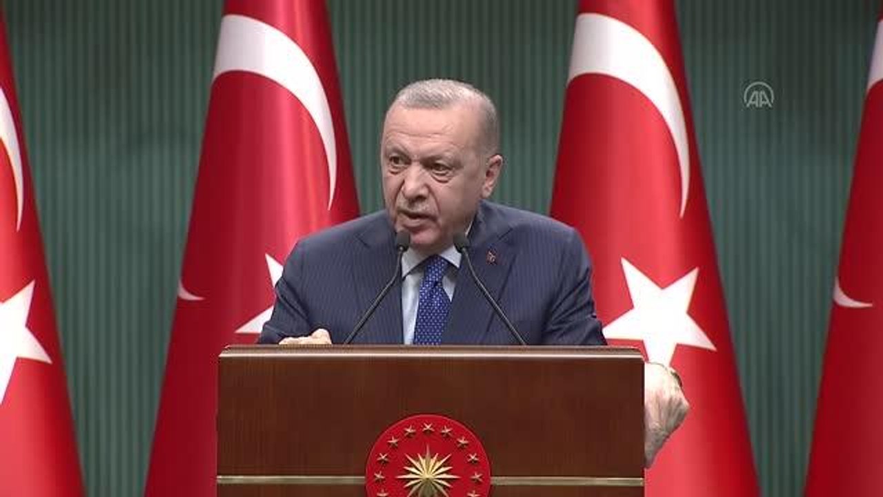 Cumhurbaşkanı Erdoğan: "(Bazı emekli amirallerin açıklaması) Bu işin merkezinde aslında ana muhalefet partisinin ta kendisi var"