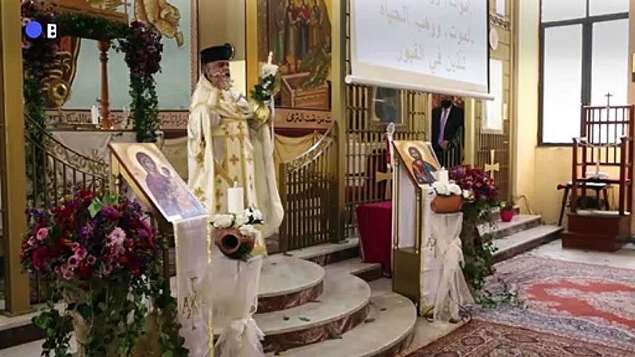 Christians attend Easter mass across the globe