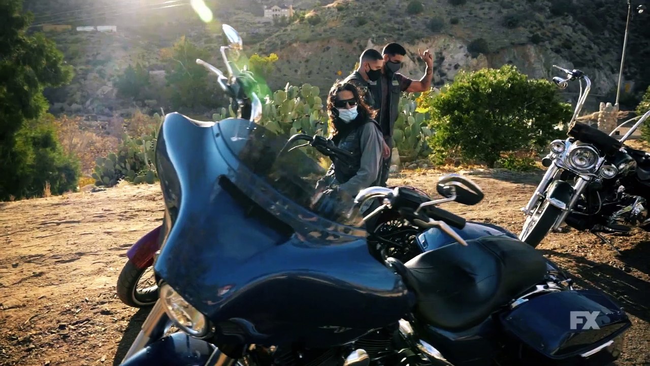 Mayans M.C. Season 3 - Inside Look -The Mayans Mechanic