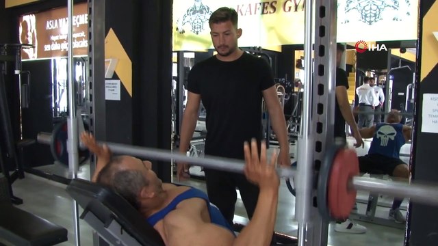 'Dombili' Diyenlere İnat 59 Kilo Verip Şampiyon Oldu