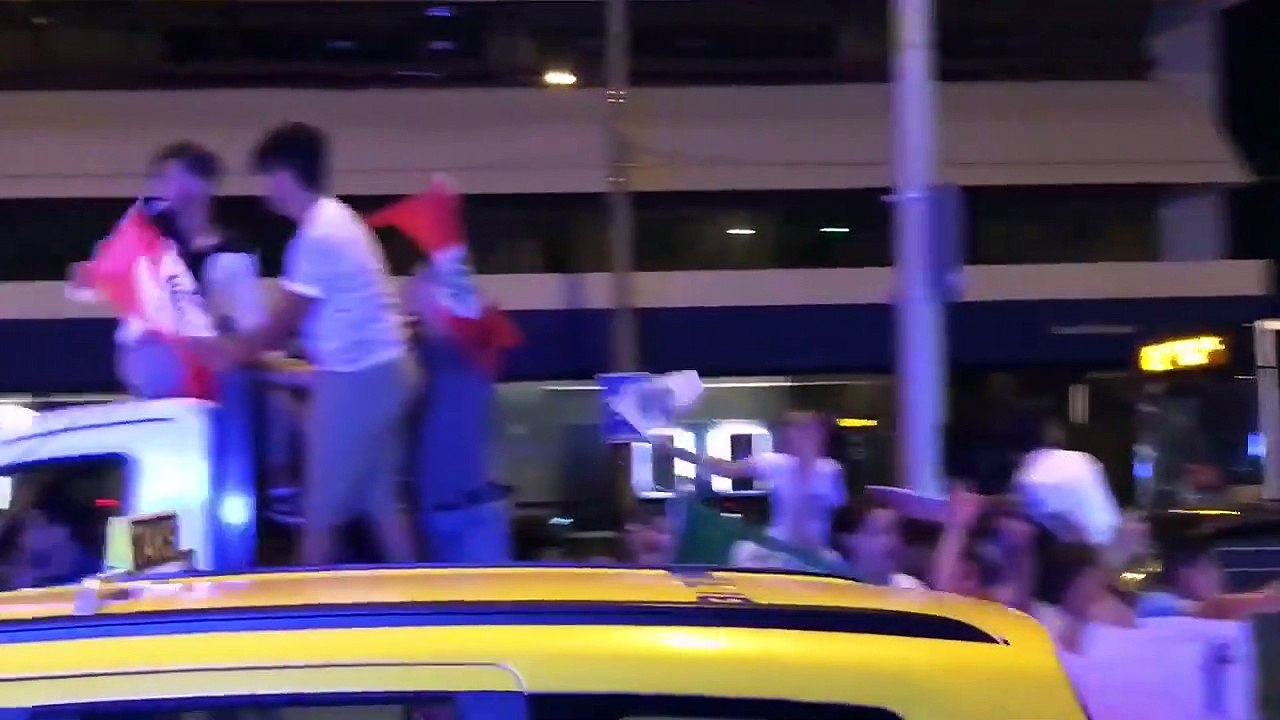 İzmir'de 'Biji serok Apo' kutlaması