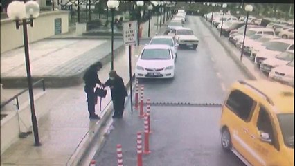 Telefon dolandırıcılarına inandı, 100 kilometreyi ticari taksiyle gelip 350 bin TL kaptırdı