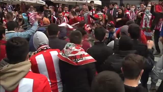 50 municipios vascos se confinan y cierran el interior de los bares