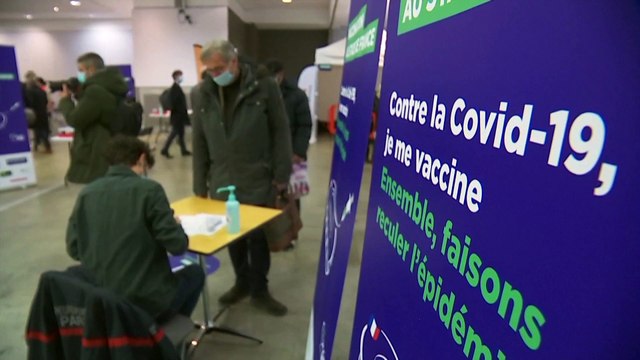 C'è un nesso tra vaccino AstraZeneca e le trombosi . Lo confermerebbe Ema