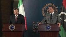 Son dakika haberleri: İtalya Başbakanı Draghi, Libya Başbakanı Dibeybe ile Trablus'ta temaslarda bulundu (2)