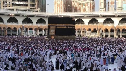 السعودية: أداء مناسك العمرة في رمضان تقتصرُ على المطعّمين ضد "كوفيد-19"