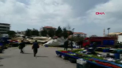 ÇATI, PAZAR YERİNİN ÜZERİNE UÇTU