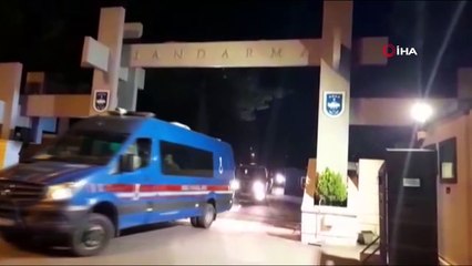 Şanlıurfa’da toprağa gömülü ve ahırda uzun namlulu silahlar ele geçirildi