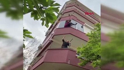 ANTALYA ÇİLİNGİR ÇAĞIRMAK YERİNE, BELİNDEN BAĞLADIKLARI HALATLA GENCİ EVE SOKTULAR