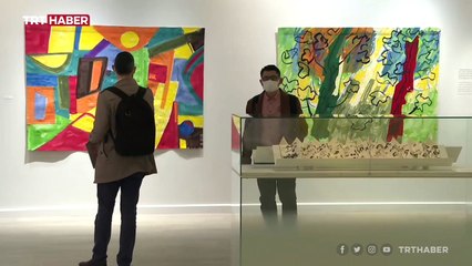 Etel Adnan'ın eserleri ilk kez İstanbul Pera Müzesi'nde sergileniyor