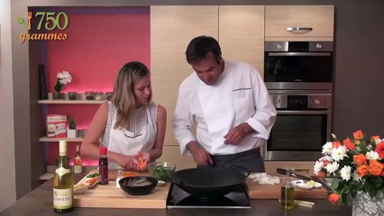 Wok de crevettes aux cacahuètes