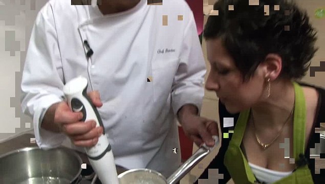 Raviole d'Agneau Presto, émulsion de lard fumé et noisettes torréfiées