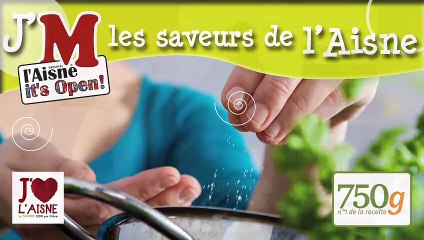 Légumes primeurs dans leur pot de terre, crème de haricots de Soissons