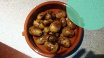 Pommes de terre grenailles sautées au persil et à l'ail