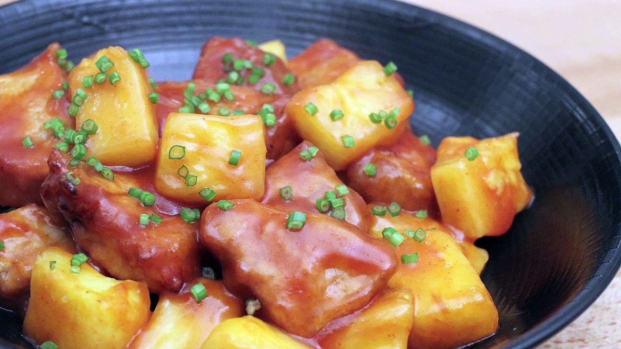 Porc à l'aigre doux et à l'ananas