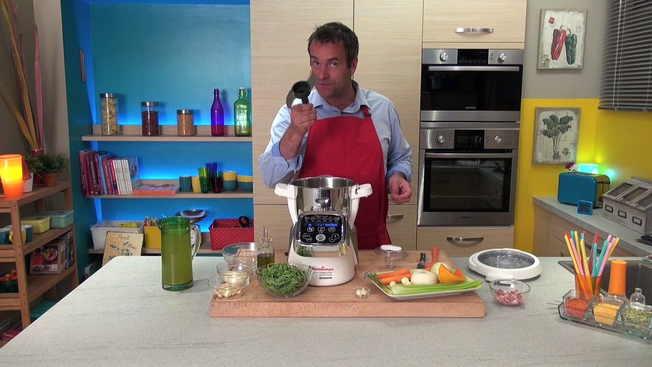 Minestrone de légumes d'hiver et pesto de roquette