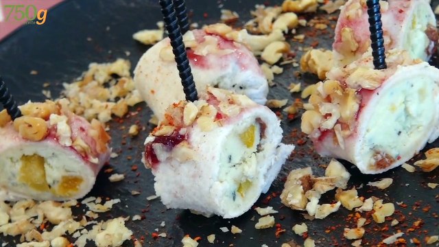 Petits sandwiches roulés au fromage