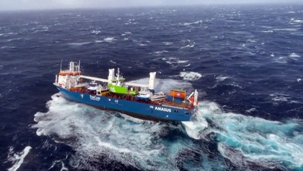 Δραματική επιχείρηση διάσωσης ανοιχτά της Νορβηγίας