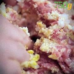 Boulette de viande géante à l'avocat