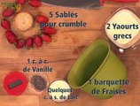 Glaces au yaourt à la vanille, fraises et crumble