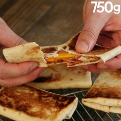 Wrap grillé au poulet et au fromage