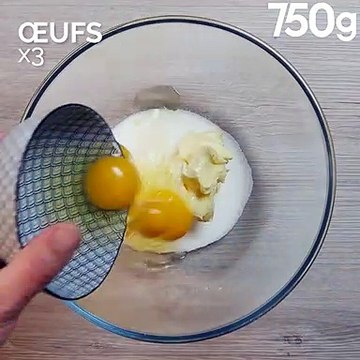 Gâteau surprise aux poires