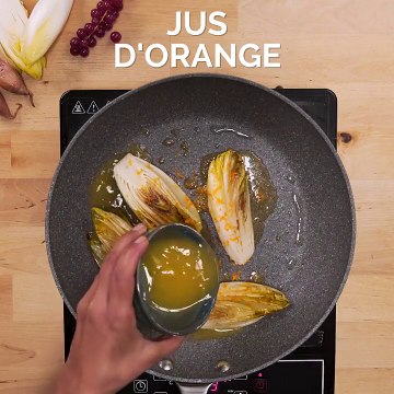 Magret de canard aux endives caramélisées et sauce aux groseilles
