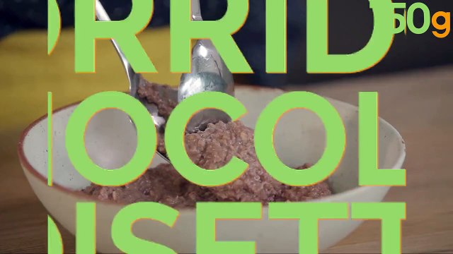 Porridge au chocolat et sa poire caramélisée au sirop d'érable