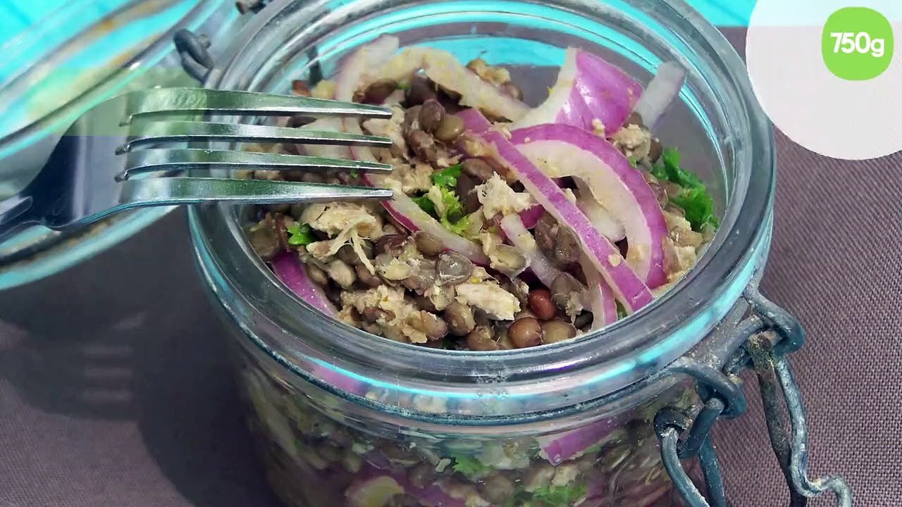 Salade épicée de lentilles, thon et oignons rouges