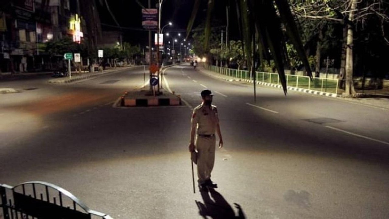 Delhi 10 pm To 5 am Night Curfew From Today