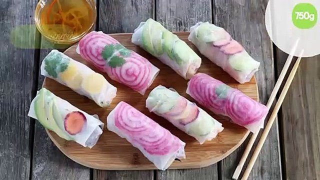 Rouleaux de printemps végétariens multicolores