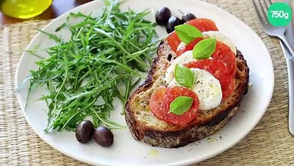 Bruschetta caprese