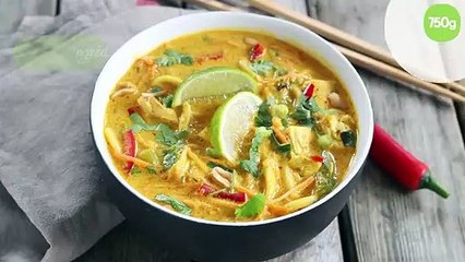 Bouillon de Ramen Thaï au poulet