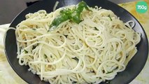 Spaghetti à l'ail, basilic et huile d'olive