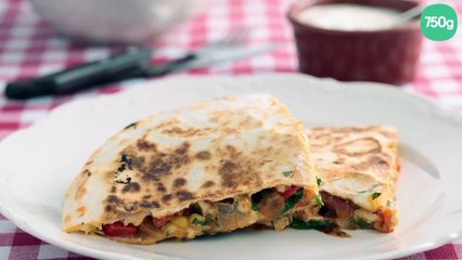 Quesadilla au poulet et légumes