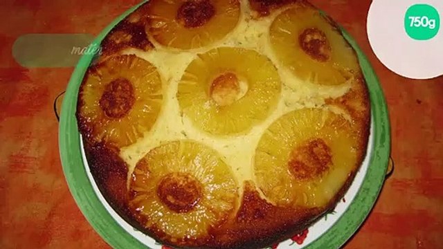 Gâteau au yaourt à l'ananas et au caramel