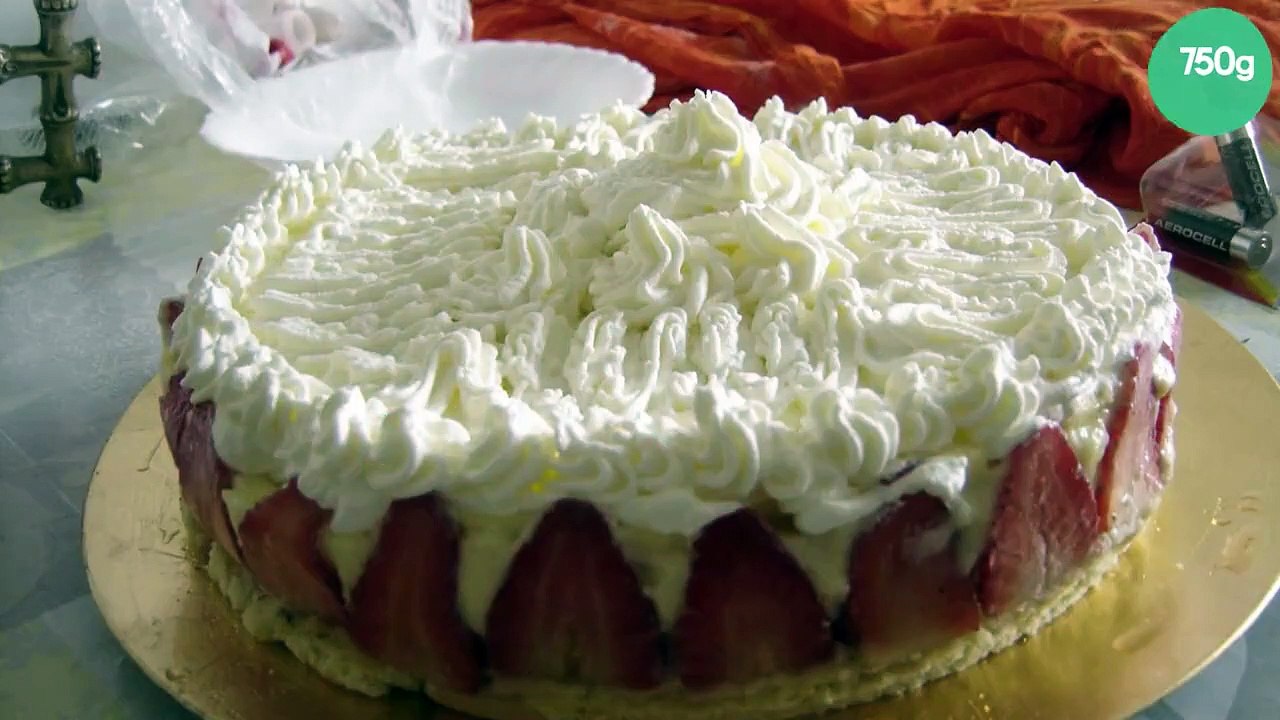 Recette Gâteau aux fraises et chantilly