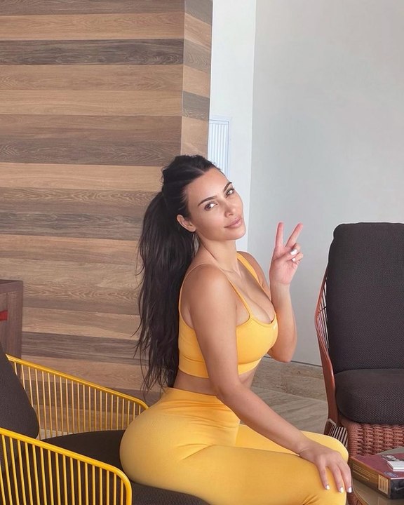 Forbes declara que Kim Kardashian es oficialmente multimillonaria