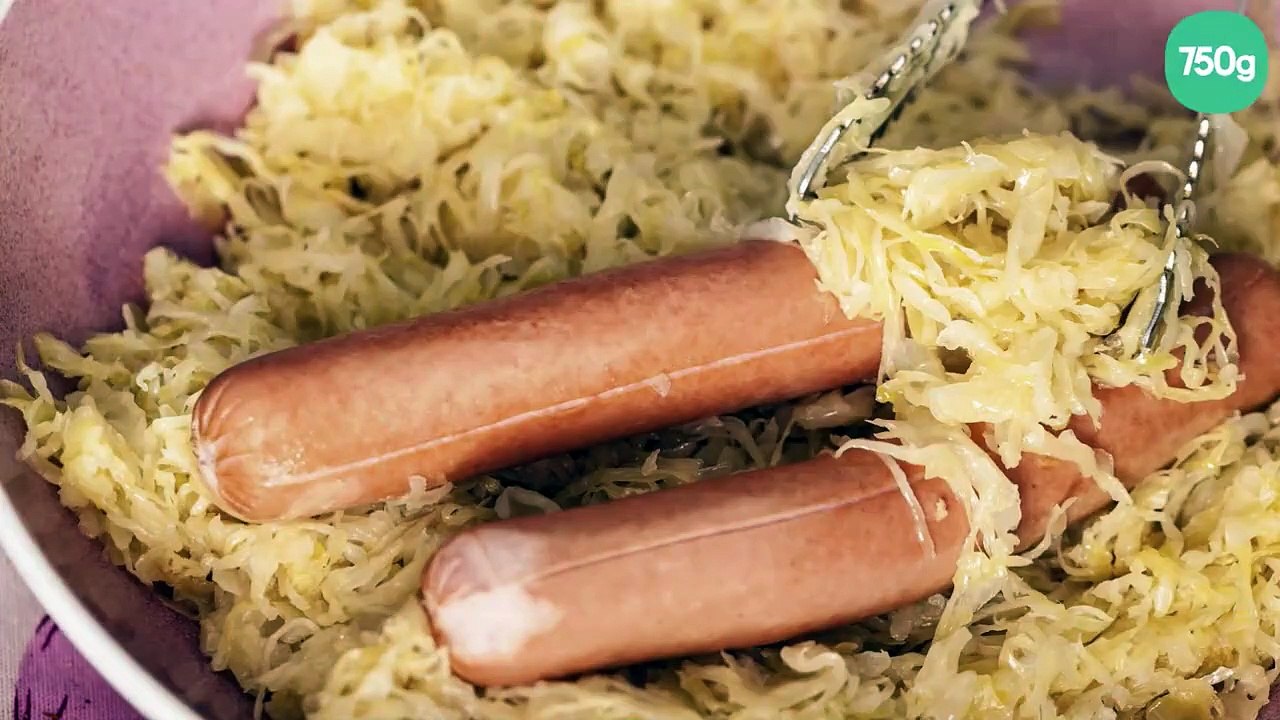 Choucroute aux saucisses de Strasbourg