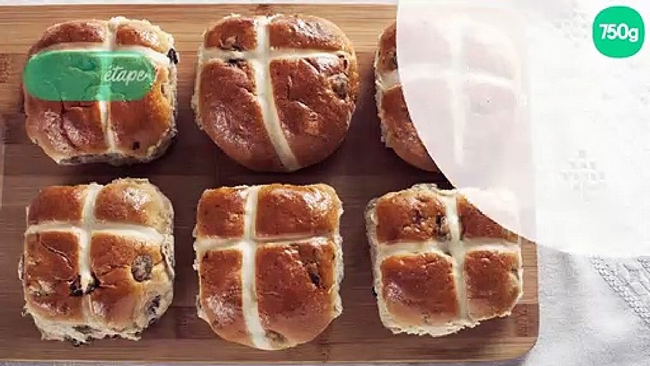 Hot cross buns