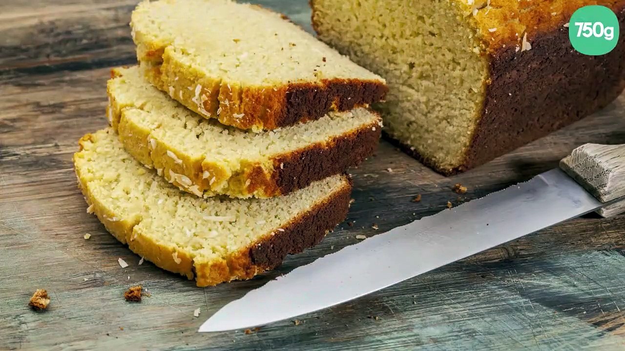 Coconut breadcake
