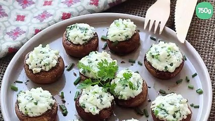 Champignons farcis à la brousse, cerfeuil et ciboulette