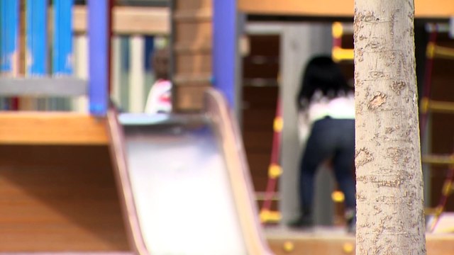 AstraZeneca y Oxford pausan su ensayo de vacunas contra la COVID-19 para niños