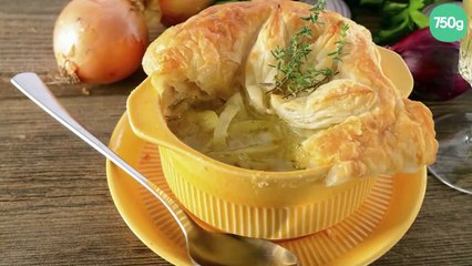 Soupe à l'oignon et son feuilleté au fromage