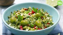 Salade de quinoa aux olives vertes comme un taboulé