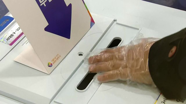 재보선 하루 앞으로...서울·부산시장 선거전 치열 / YTN