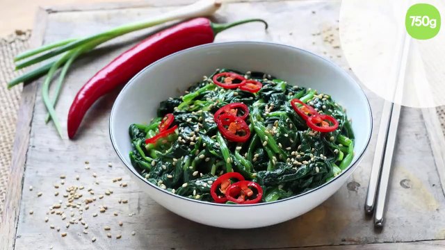 Sigeumchi namul (épinards aux graines de sésame à la coréenne)