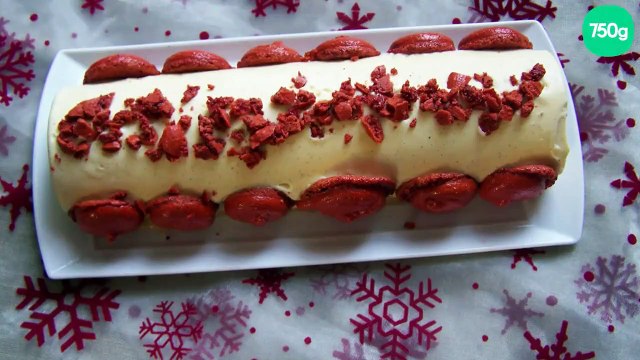 Bûche glacée de Noël vanille, praliné,éclats de macarons au pain d'épices et marrons glacés
