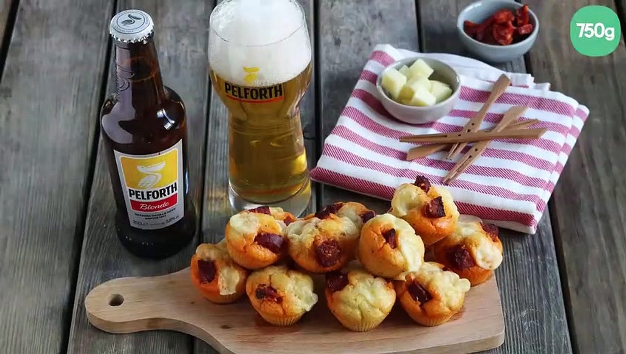 Muffins au chorizo, ail et fromage de brebis